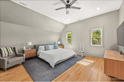 1531 W Granville Avenue, Chicago, IL 60660 - Photo 13