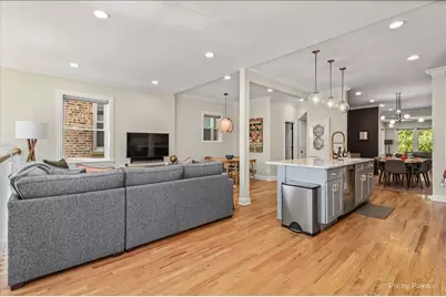 1531 W Granville Avenue, Chicago, IL 60660 - Photo 11