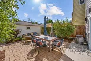 1531 W Granville Ave, Chicago, IL 60660 - Photo 37