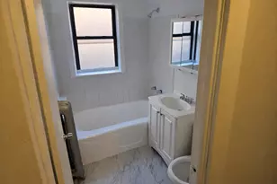 6710 S Merrill Ave, Chicago, IL 60649 - Photo 5