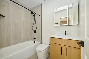 5200 N Winthrop Ave, Chicago, IL 60640 - Photo 25