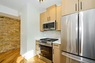 5200 N Winthrop Ave, Chicago, IL 60640 - Photo 5