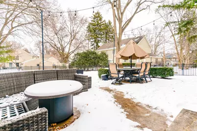 218 Coolidge Place, Libertyville, IL 60048 - Photo 33