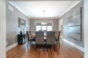 218 Coolidge Pl, Libertyville, IL 60048 - Photo 3