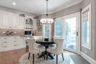 218 Coolidge Pl, Libertyville, IL 60048 - Photo 11