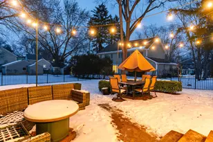 218 Coolidge Pl, Libertyville, IL 60048 - Photo 51