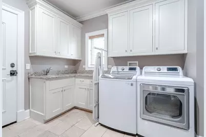 218 Coolidge Place, Libertyville, IL 60048 - Photo 17