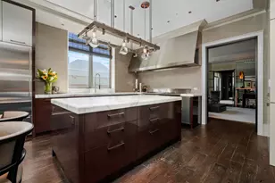 10 E Delaware Pl, Chicago, IL 60611 - Photo 3