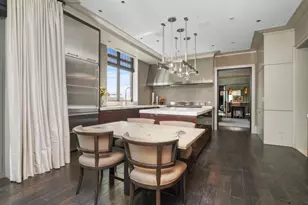 10 E Delaware Pl, Chicago, IL 60611 - Photo 5