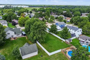 606 Briarwood Ct, Elwood, IL 60421 - Photo 47