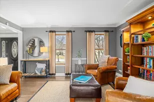 1909 Montclair Dr, Naperville, IL 60565 - Photo 7