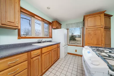 4414 W Il Rt 64, Mount Morris, IL 61054 - Photo 17