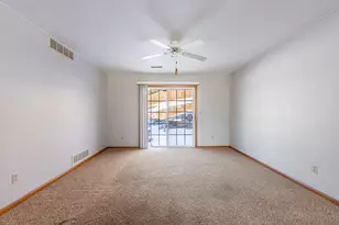 6538 Timberleaf Ct, Loves Park, IL 61111 - Photo 7