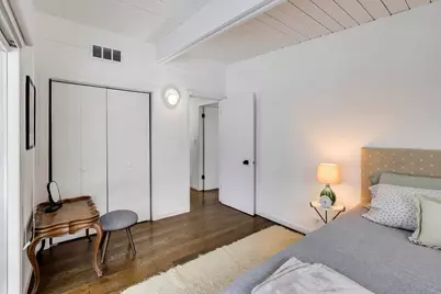 2649 Crawford Avenue, Evanston, IL 60201 - Photo 29