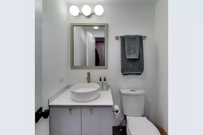 2649 Crawford Avenue, Evanston, IL 60201 - Photo 21