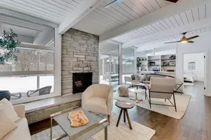 2649 Crawford Ave, Evanston, IL 60201 - Photo 17