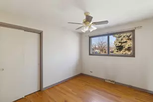 431 S Ardmore Terrace, Addison, IL 60101 - Photo 9