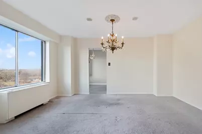 7061 N Kedzie Avenue #613, Chicago, IL 60645 - Photo 7