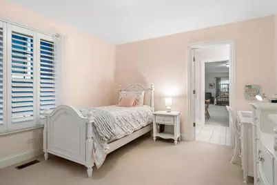 716 E Sunnyside Avenue, Libertyville, IL 60048 - Photo 25