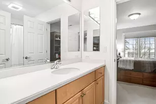 716 E Sunnyside Ave, Libertyville, IL 60048 - Photo 23