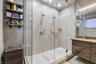 1555 W Fry St, Chicago, IL 60642 - Photo 19