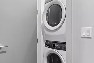 1555 W Fry St, Chicago, IL 60642 - Photo 21