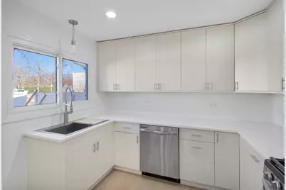 920 Dodge Avenue, Evanston, IL 60202 - Photo 3