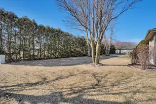 1 Hilgert Ct, Grant Park, IL 60940 - Photo 33