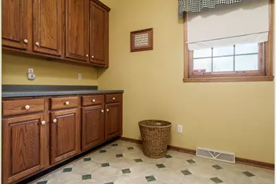 9293 Forest Ridge Drive, Roscoe, IL 61073 - Photo 17