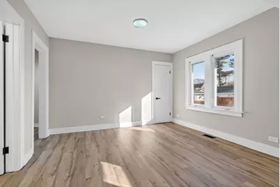 1520 N Prairie Avenue, Joliet, IL 60435 - Photo 7