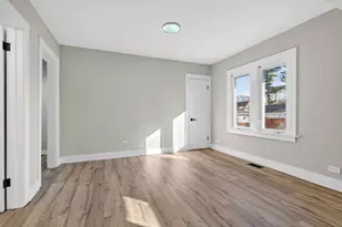 1520 N Prairie Ave, Joliet, IL 60435 - Photo 7