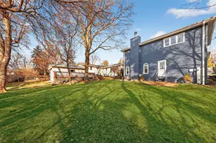 3946 Earlston Rd, Downers Grove, IL 60515 - Photo 25