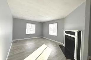 1410 Beverly Ln, Streamwood, IL 60107 - Photo 5