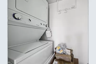 111 E Chestnut Street #21F, Chicago, IL 60611 - Photo 11