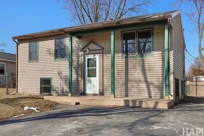 808 Central Park Drive, Round Lake Beach, IL 60073 - Photo 1