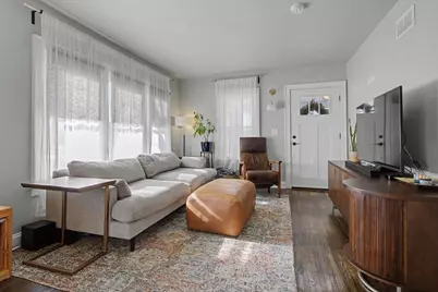 136 E Jackson Street, Oswego, IL 60543 - Photo 3