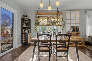 136 E Jackson St, Oswego, IL 60543 - Photo 7