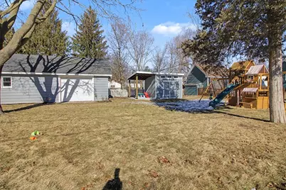 136 E Jackson Street, Oswego, IL 60543 - Photo 27