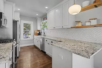 136 E Jackson Street, Oswego, IL 60543 - Photo 9