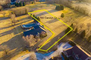 765 Carolyn Ct, Elburn, IL 60119 - Photo 1