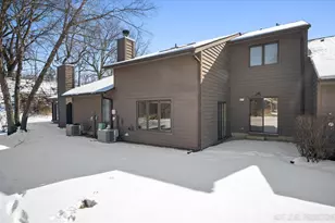 114 Elmtree Ct, Saint Charles, IL 60174 - Photo 23