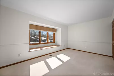 114 Elmtree Court #114, Saint Charles, IL 60174 - Photo 19