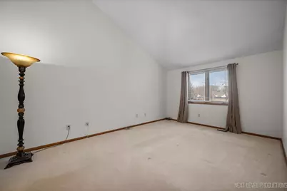 114 Elmtree Court #114, Saint Charles, IL 60174 - Photo 15