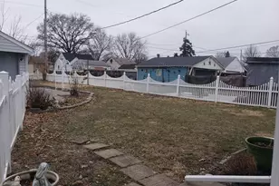 2330 45th St, Rock Island, IL 61201 - Photo 7