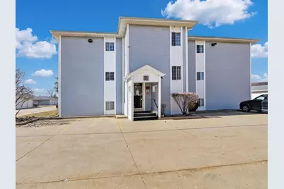 3130 W Monroe Street #201, Waukegan, IL 60085 - Photo 1