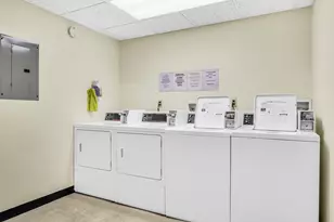 3130 W Monroe St, Waukegan, IL 60085 - Photo 13