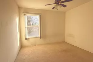 1634 Oak St, Hanover Park, IL 60133 - Photo 7