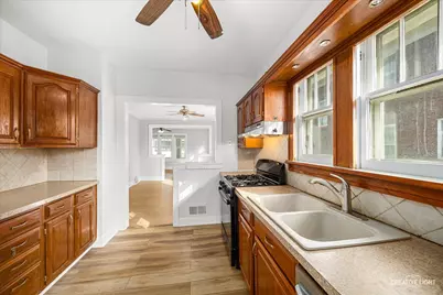 408 Bowen Court, Elgin, IL 60120 - Photo 11