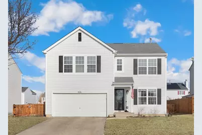 866 Sioux Drive, Round Lake Heights, IL 60073 - Photo 1