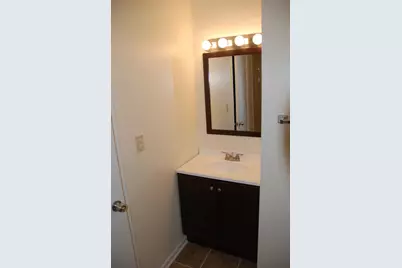 2216 Country Club Drive #13, Woodridge, IL 60517 - Photo 11